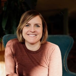 Meet your Posher, Nadine